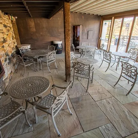 The Rusty Mackerel * Teelin