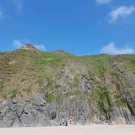 The Rusty Mackerel Teelin