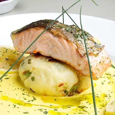 The Rusty Mackerel * Teelin