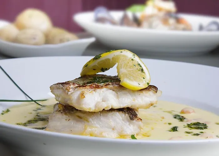 The Rusty Mackerel Lodge *